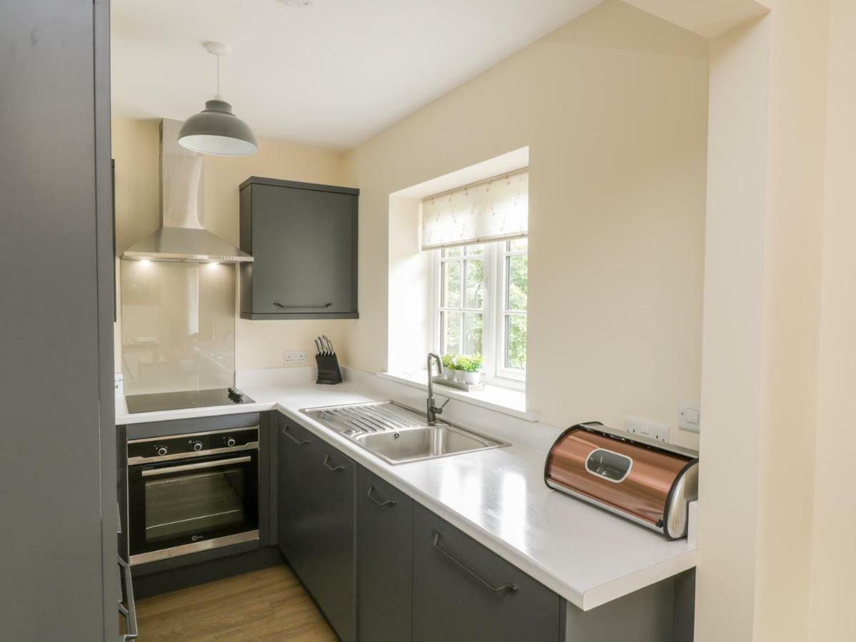 Ryedale Country Lodges - Willow Lodge يورك المظهر الخارجي الصورة